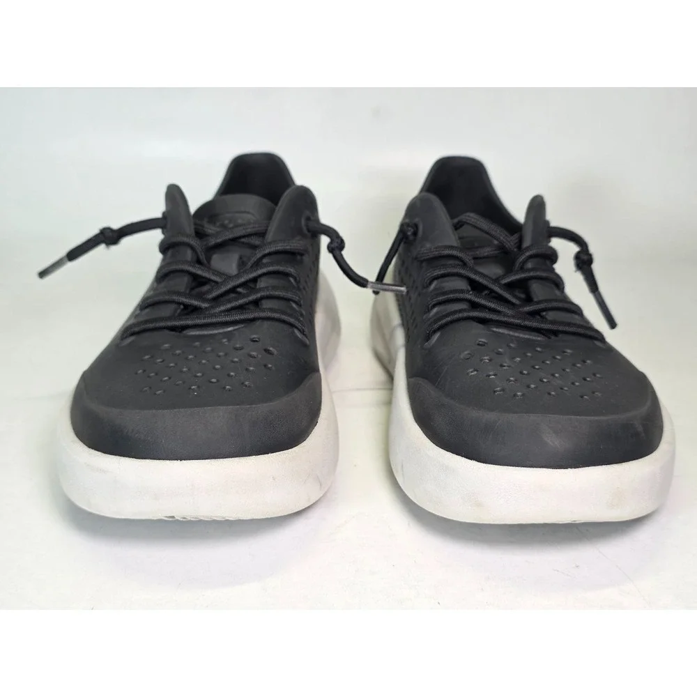 Crocs Inmotion Pacer Women's Sneakers Size 5 Black Gray Lightweight Lace Shoes